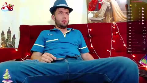 Snapshot of juliano_777 chatting on December 29, 2024, 2:42 pm Call me Juliano independent model online show from December 29, 2024, 2:42 pm