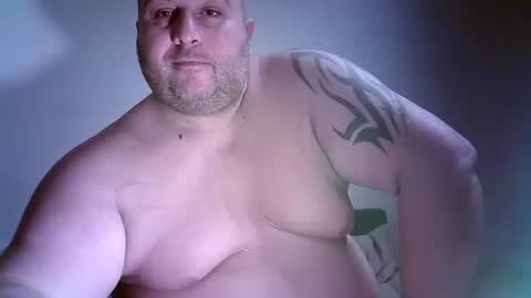 Snapshot of julianoparno chatting on November 11, 2025, 11:27 pm Juliano online show from November 11, 2025, 11:27 pm