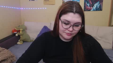 Snapshot of juliasane_ chatting on December 22, 2024, 9:09 pm Jul online show from December 22, 2024, 9:09 pm