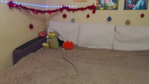 Snapshot of juliasane_ chatting on December 29, 2024, 4:51 pm Jul online show from December 29, 2024, 4:51 pm