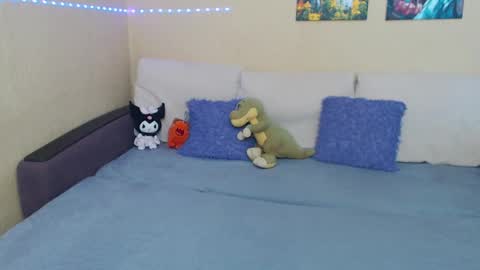 Snapshot of juliasane_ chatting on January 4, 2025, 9:21 am Jul online show from January 4, 2025, 9:21 am