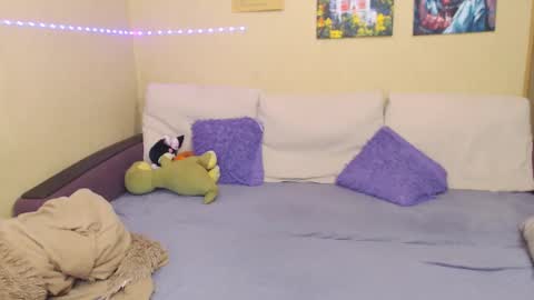 Snapshot of juliasane_ chatting on January 5, 2025, 3:02 pm Jul online show from January 5, 2025, 3:02 pm