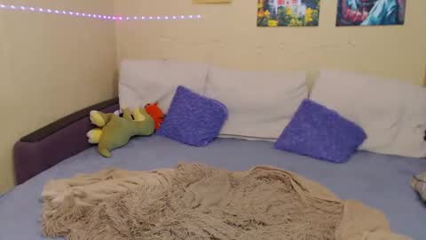 Snapshot of juliasane_ chatting on January 25, 2025, 2:36 pm Jul online show from January 25, 2025, 2:36 pm