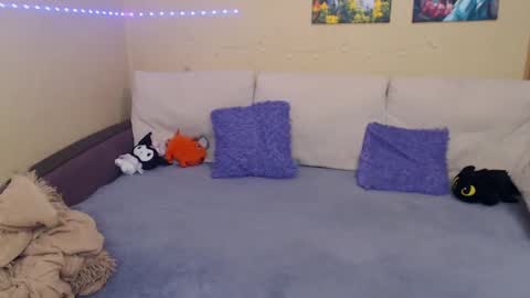 Snapshot of juliasane_ chatting on February 19, 2025, 3:05 pm Jul online show from February 19, 2025, 3:05 pm