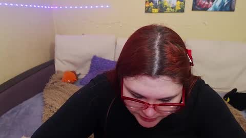 Snapshot of juliasane_ chatting on February 27, 2025, 7:37 pm Jul online show from February 27, 2025, 7:37 pm