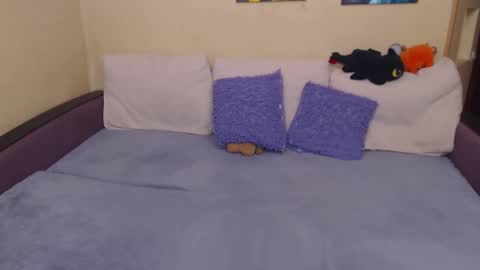 Jul online show from November 13, 2025, 2:27 pm