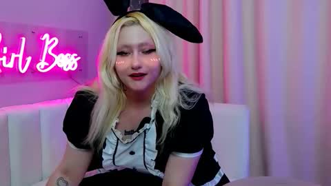 Snapshot of juliasharkk chatting on October 26, 2025, 9:21 pm JuliaSharkk online show from October 26, 2025, 9:21 pm