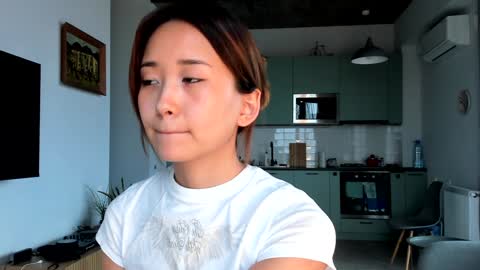 Snapshot of juliastapes chatting on December 7, 2024, 8:00 am julia online show from December 7, 2024, 8:00 am