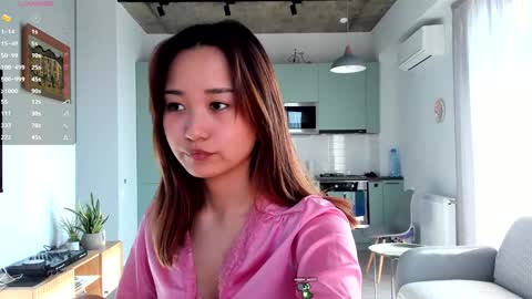 Snapshot of juliastapes chatting on December 22, 2024, 9:00 am julia online show from December 22, 2024, 9:00 am