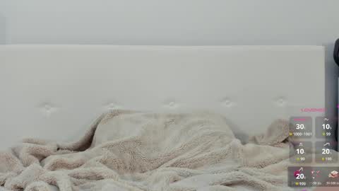 Julia online show from April 1, 2026, 9:43 am