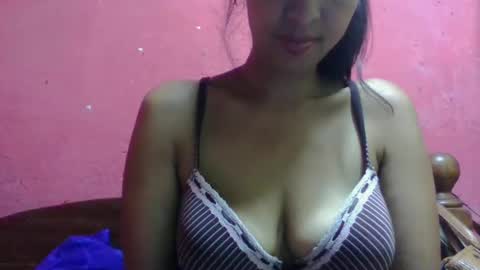 julie0612 online show from January 18, 2026, 5:50 pm