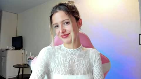 Julie online show from October 3, 2025, 4:04 pm