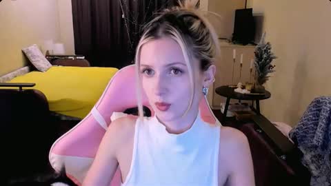 Julie online show from December 5, 2025, 3:09 pm