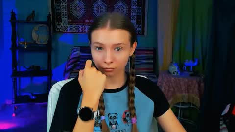 Snapshot of juliedaniel chatting on September 15, 2025, 4:12 am juliedaniel online show from September 15, 2025, 4:12 am