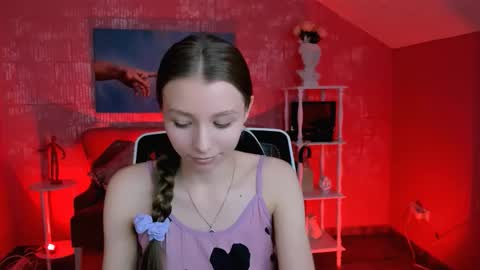 Snapshot of juliedaniel chatting on March 5, 2026, 8:32 am juliedaniel online show from March 5, 2026, 8:32 am