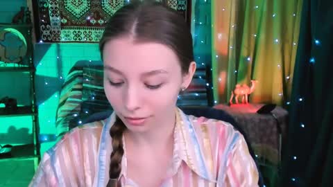 Snapshot of juliedaniel chatting on April 3, 2026, 4:21 am juliedaniel online show from April 3, 2026, 4:21 am