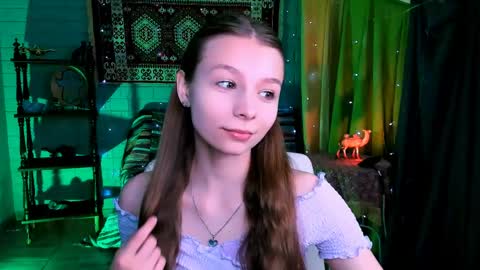 Snapshot of juliedaniel chatting on April 14, 2026, 4:18 am juliedaniel online show from April 14, 2026, 4:18 am