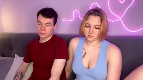 Julie and Thomas online show from October 22, 2025, 8:14 am