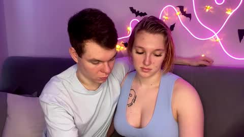 Julie and Thomas online show from October 24, 2025, 9:17 am