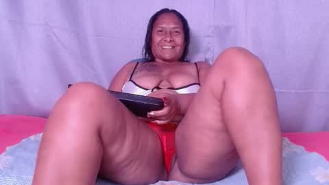 julielove1 online show from May 10, 2026, 10:26 pm