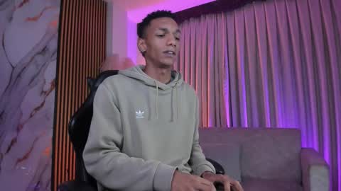 Julien online show from January 16, 2026, 10:08 am