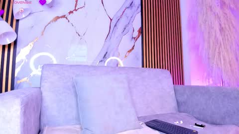 Julien online show from February 22, 2026, 11:53 am