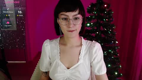Snapshot of julierayls chatting on December 25, 2024, 1:41 pm see u on Tuesday December 3 in 0200 UTC time turn on notifications so you dont miss me online show from December 25, 2024, 1:41 pm