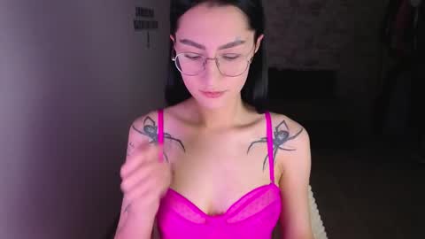 Snapshot of julierayls chatting on September 10, 2025, 2:28 pm see u on Tuesday December 3 in 0200 UTC time turn on notifications so you dont miss me online show from September 10, 2025, 2:28 pm