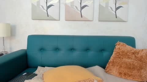 Juli online show from December 16, 2024, 7:32 pm