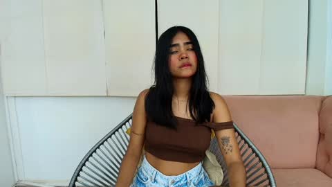 Juli online show from January 6, 2025, 7:24 pm