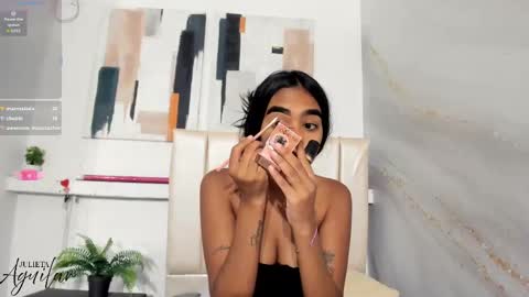 Juli online show from September 17, 2025, 7:37 pm