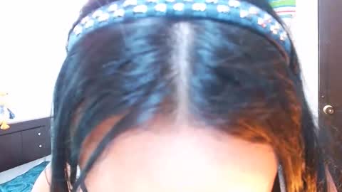 Snapshot of julieta_art1 chatting on January 2, 2025, 1:27 am julieta art1 online show from January 2, 2025, 1:27 am