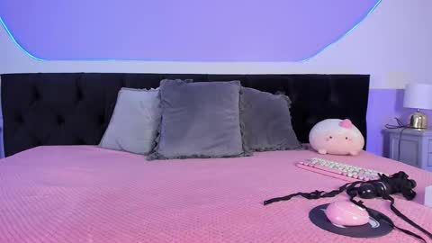 Julieta  online show from October 17, 2025, 1:14 pm