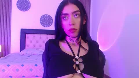 Julieta online show from December 16, 2025, 2:49 am