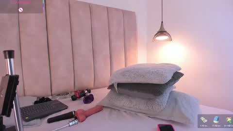 Julieta online show from September 13, 2025, 3:39 am