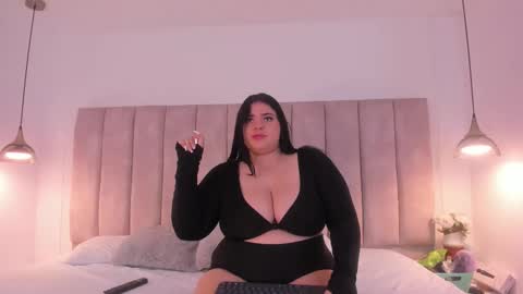 Julieta online show from October 13, 2025, 3:39 am