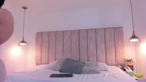 Julieta online show from October 15, 2025, 3:39 am