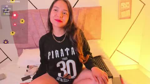 julieta_lein online show from October 28, 2025, 12:25 am