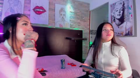 Snapshot of julieta_parker_ chatting on December 2, 2024, 4:20 pm Julieta online show from December 2, 2024, 4:20 pm