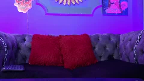  Julieta  online show from February 18, 2025, 9:31 pm