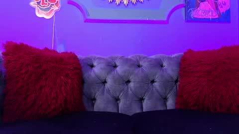  Julieta  online show from February 19, 2025, 11:49 am