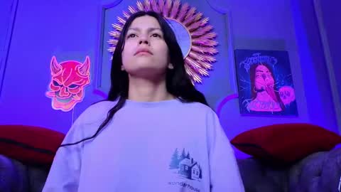  Julieta  online show from March 5, 2025, 11:38 am