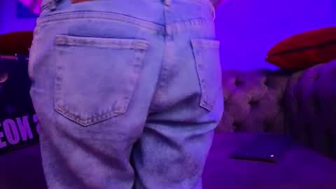  Julieta  online show from March 11, 2025, 12:17 pm