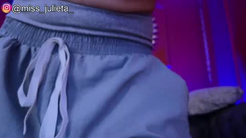  Julieta  online show from May 19, 2026, 12:00 pm