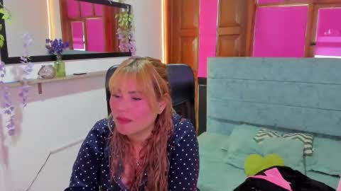 julieta_star69 online show from April 4, 2026, 6:27 pm