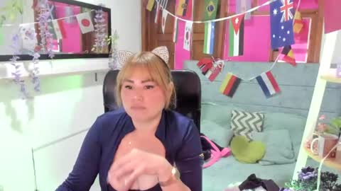 julieta_star69 online show from July 6, 2026, 6:54 pm