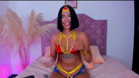 Julieth Gomez online show from October 25, 2025, 3:03 am