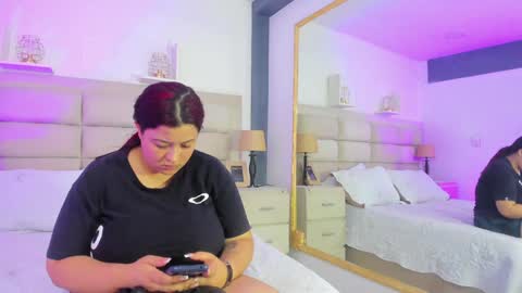 Snapshot of julietakane chatting on December 16, 2024, 2:25 am julietakane online show from December 16, 2024, 2:25 am