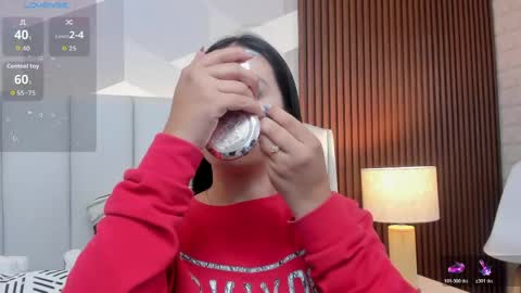 Julieta Santos online show from April 10, 2026, 6:34 pm