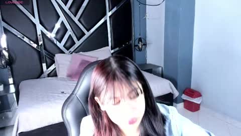 Julieth  online show from October 5, 2025, 11:52 am